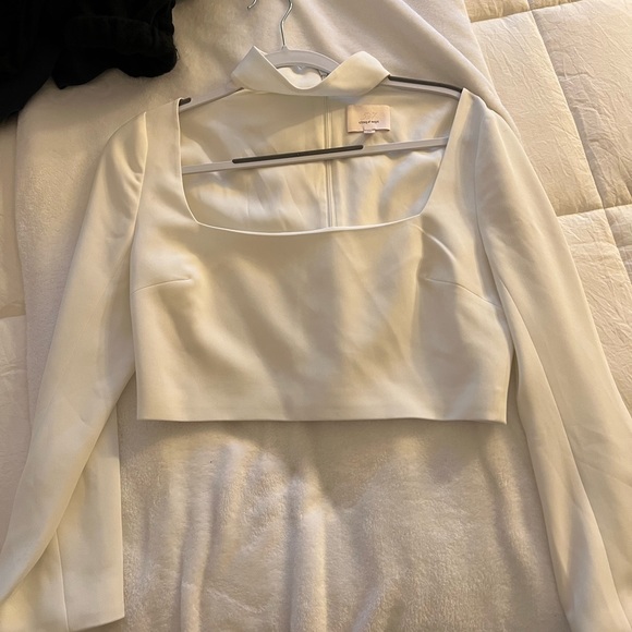 Going out top - Picture 1 of 3